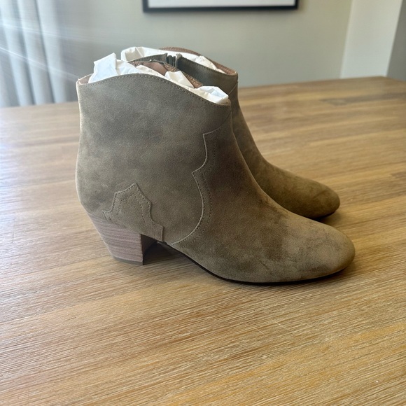 Isabel Marant Dicker Boots - Tan Suede. Women’s size 39. - Picture 3 of 5